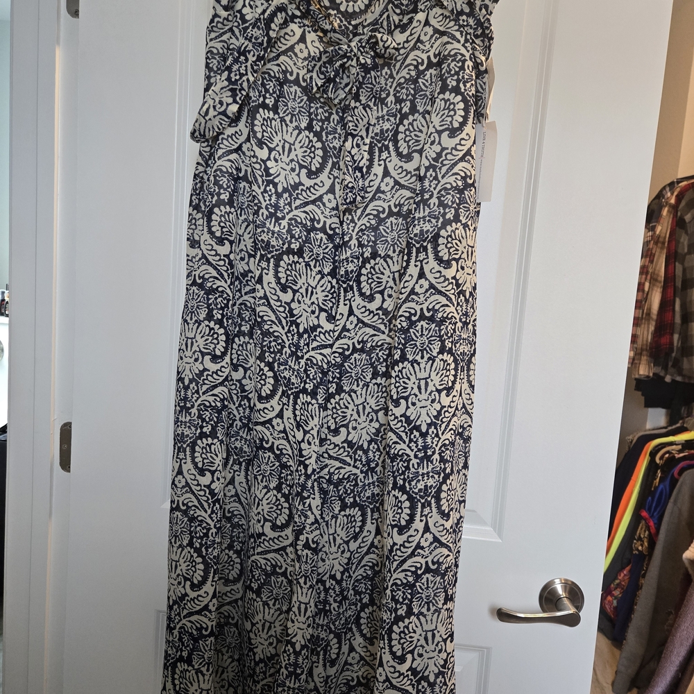 Live 4 Truth Navy and Cream Maxi Dress